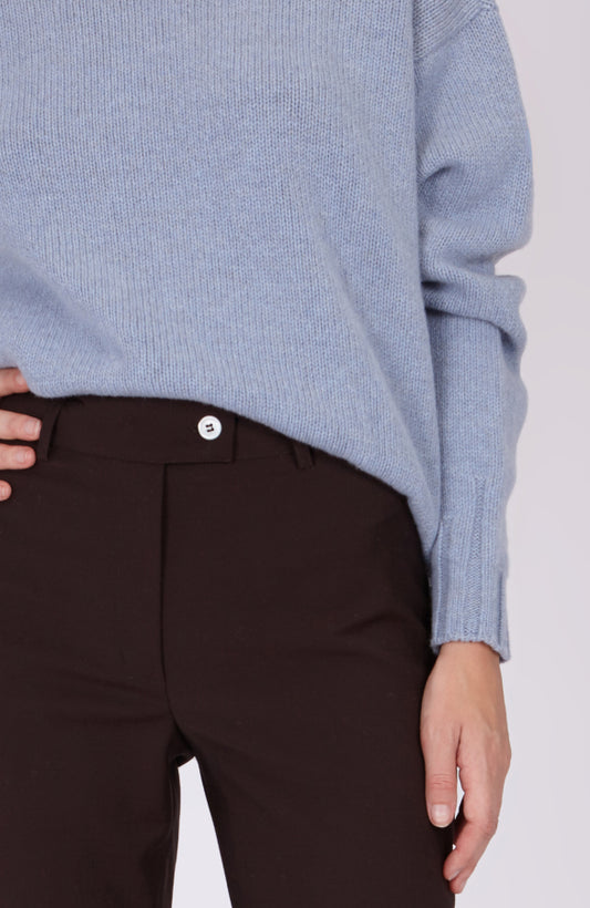 CAPO 04: LIGHT BLUE V-NECK SWEATER IN A WOOL BLEND