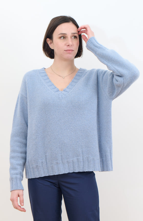 CAPO 04: MAGLIONE SCOLLO A V IN MISTO LANA CREPUSCOLO
