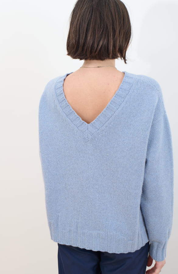 CAPO 04: MAGLIONE SCOLLO A V IN MISTO LANA CREPUSCOLO