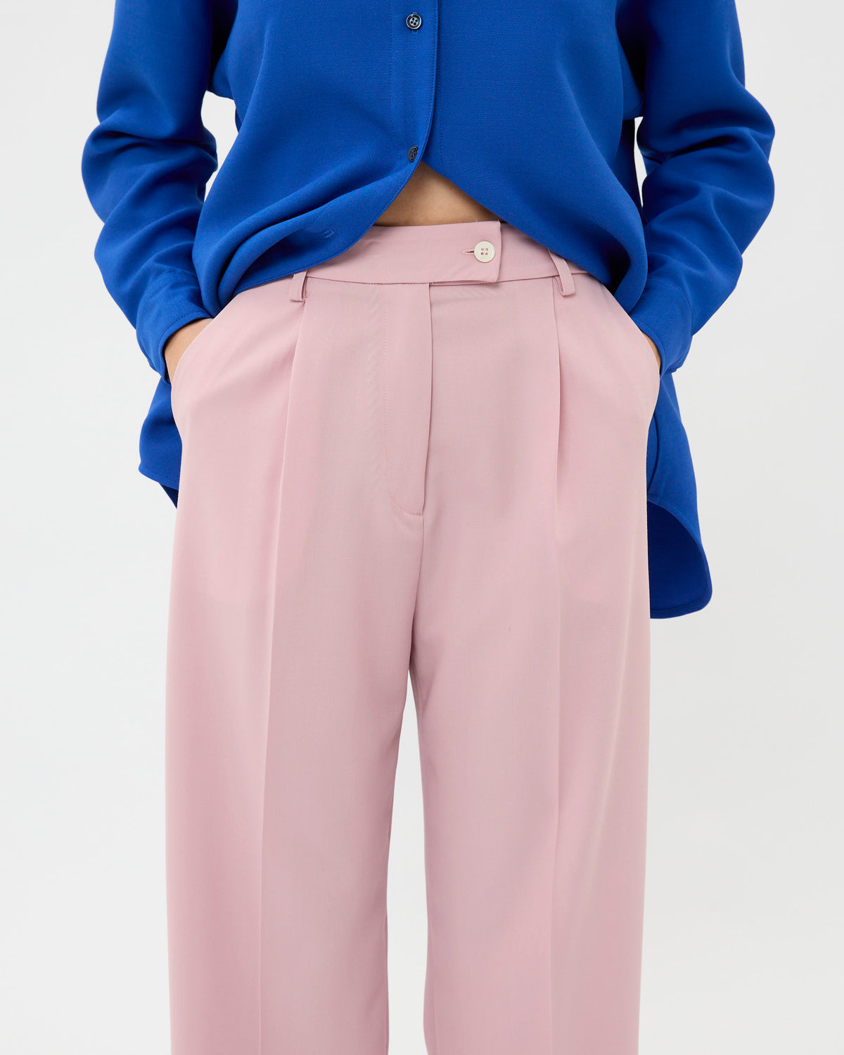 CAPO 11: PINK WOOL PLEATED TROUSERS