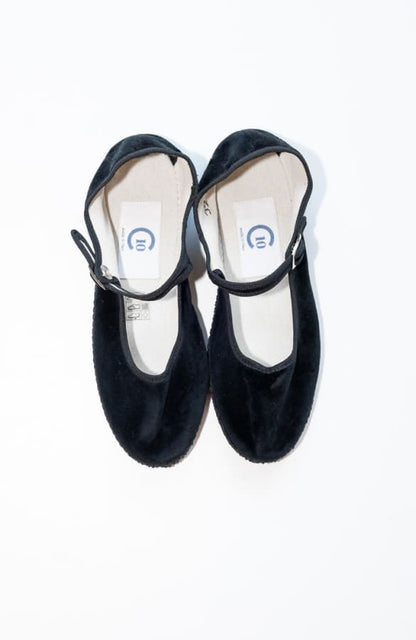 CAPO 03: BLACK VELVET MARY JANE FRIULANE