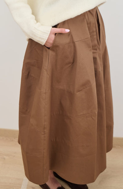 CAPO 01: GONNA AMPIA E LUNGA MARRONE IN COTONE