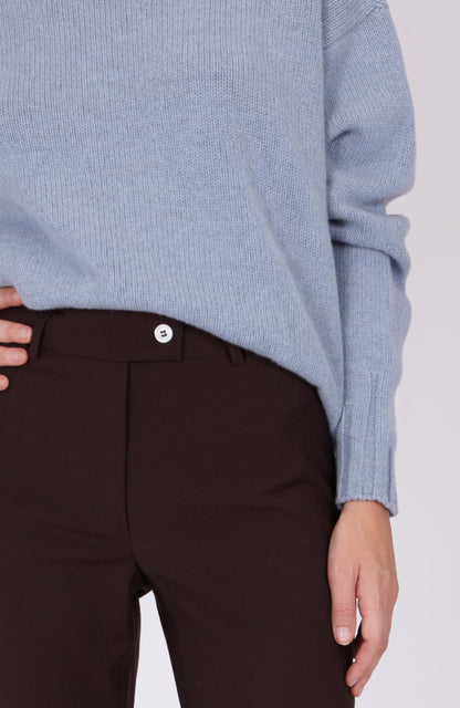 CAPO 04: LIGHT BLUE V-NECK SWEATER IN A WOOL BLEND