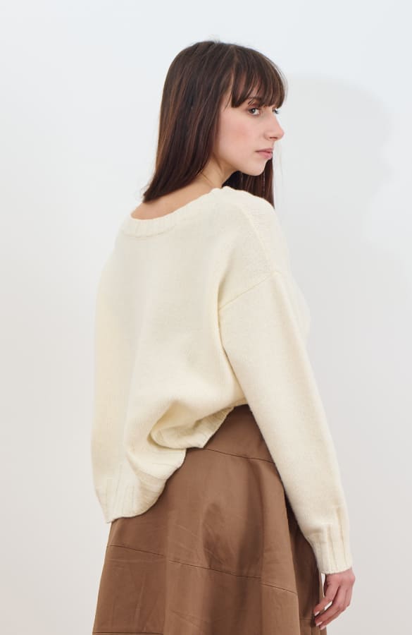 CINQUE - White V-neck sweater in a wool blend
