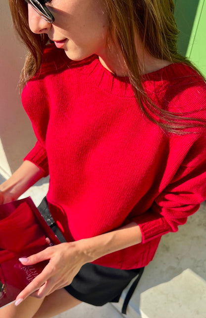 CAPO 04: RED V-NECK SWEATER IN A WOOL BLEND