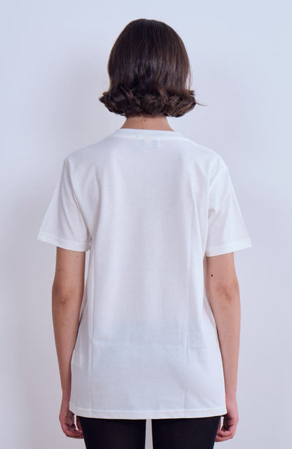 CAPO 02: WHITE T-SHIRT WITH BLACK EMBROIDERY FEMALE ENTREPRENEURSHIP