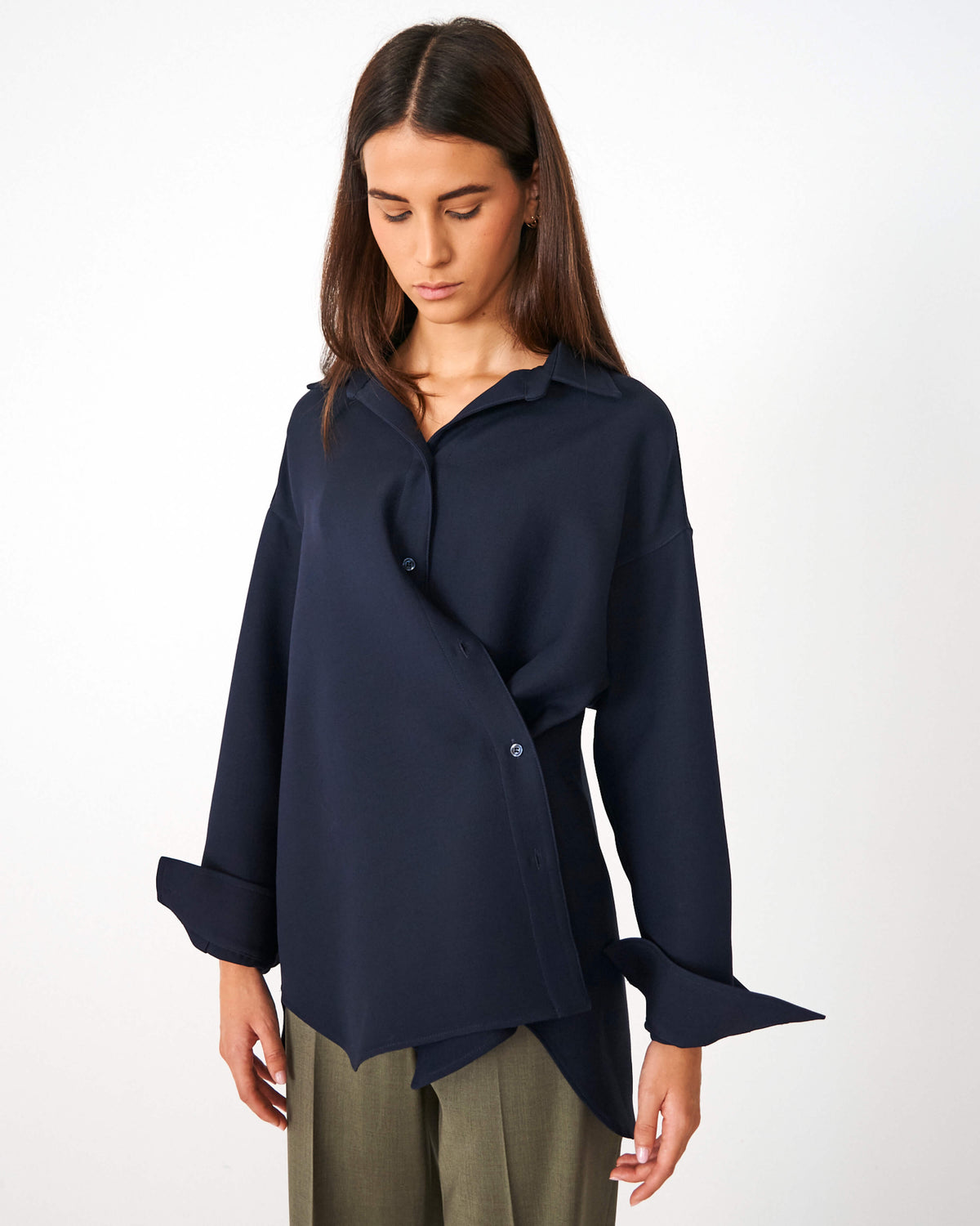 CAPO 06: OVERSIZED BLUE WOOL AND SILK SHIRT