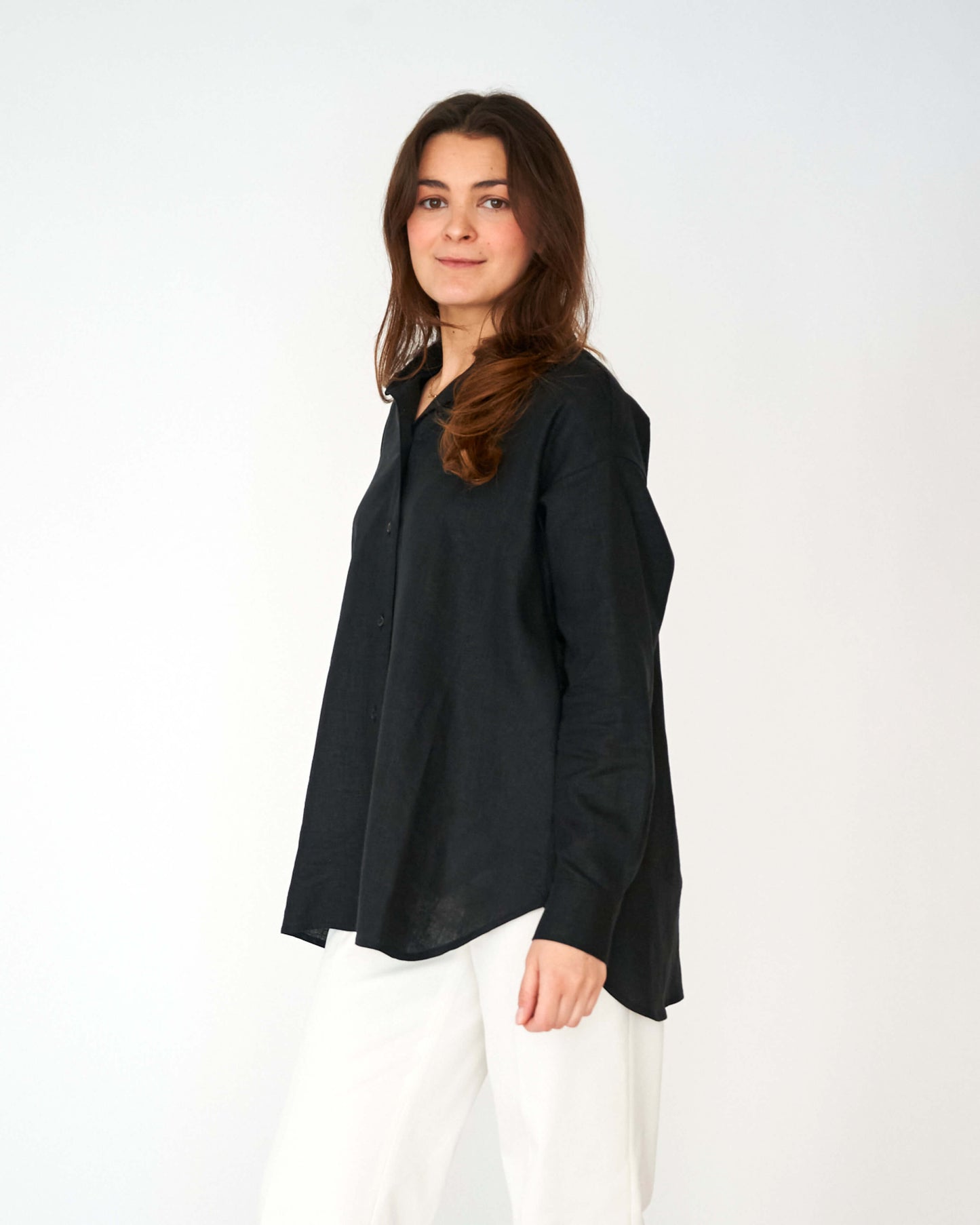CAPO 06: WHITE COTTON SHIRT