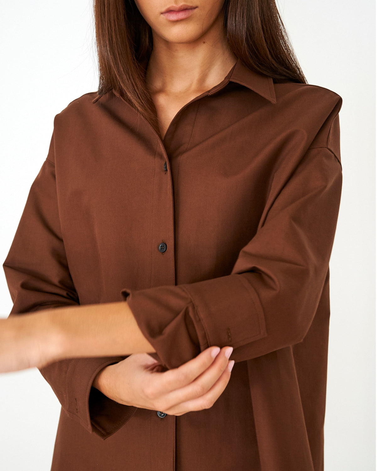 CAPO 06: CAMICIA OVER MARRONE