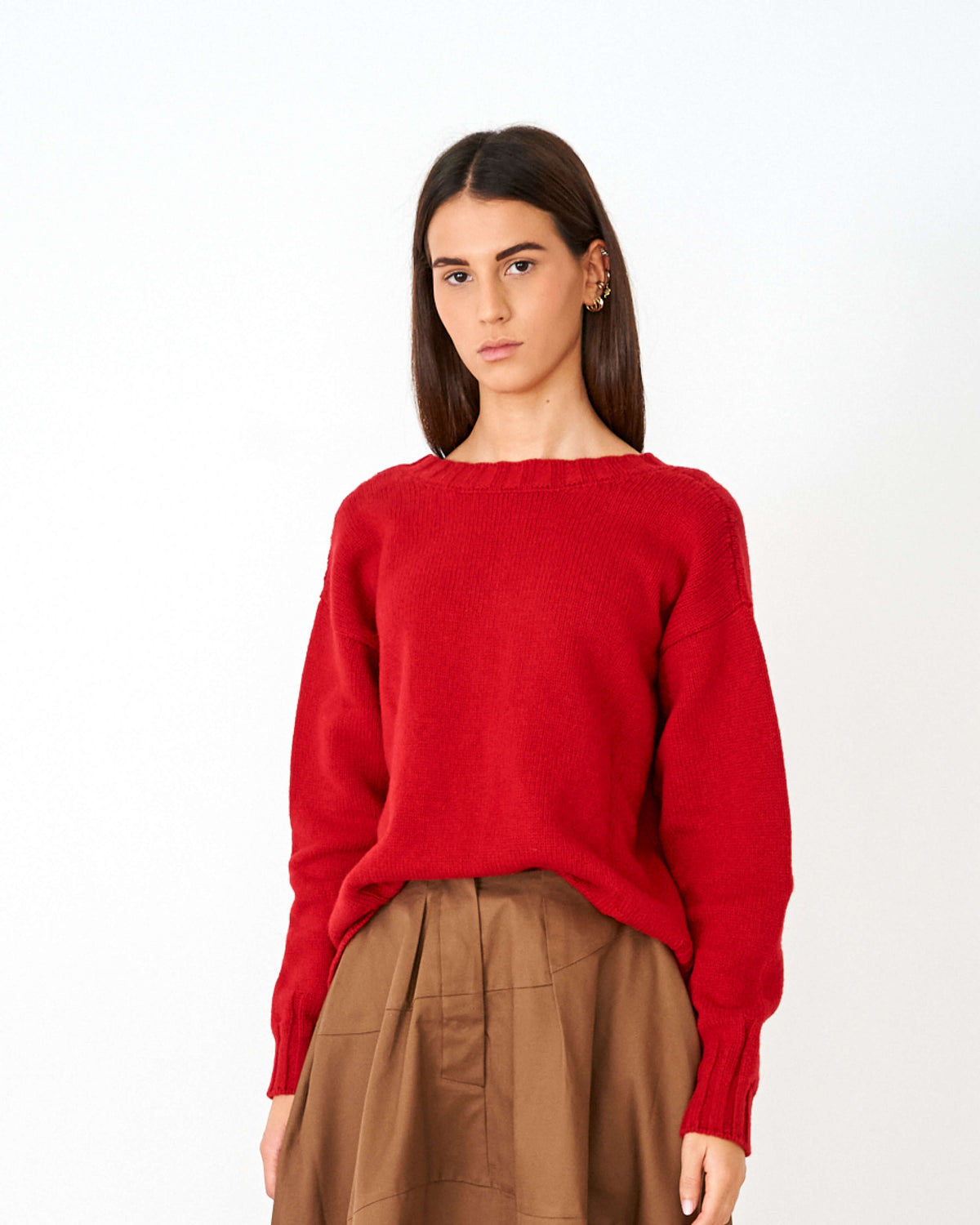 CAPO 04: MAGLIONE SCOLLO A V IN MISTO LANA ROSSO